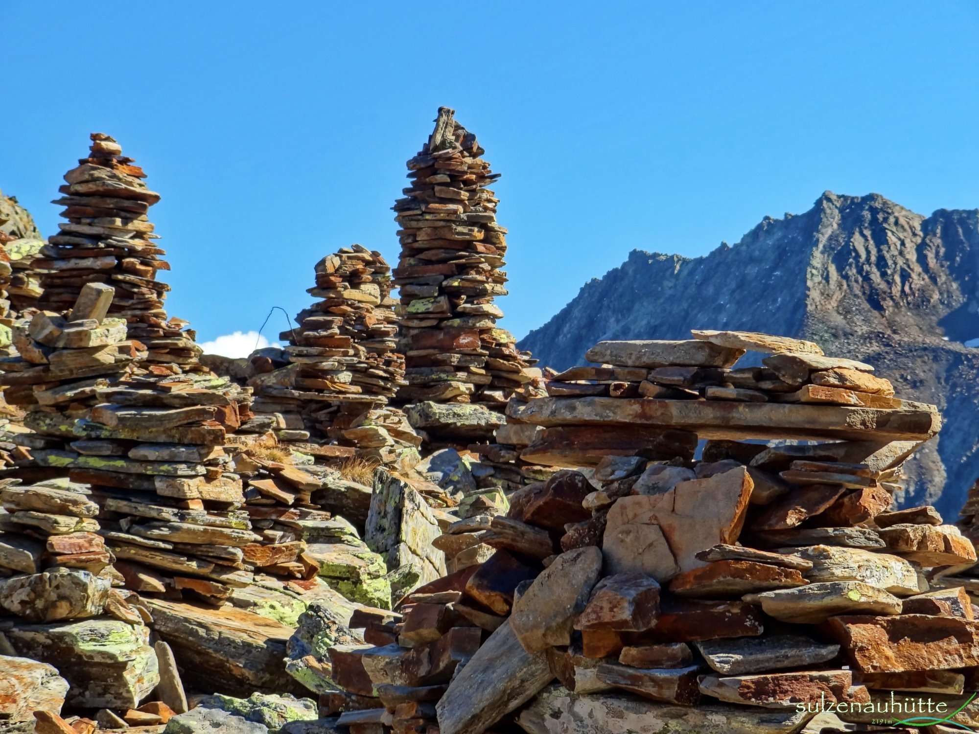 Cairns at Peiljoch - Stubai High Trail